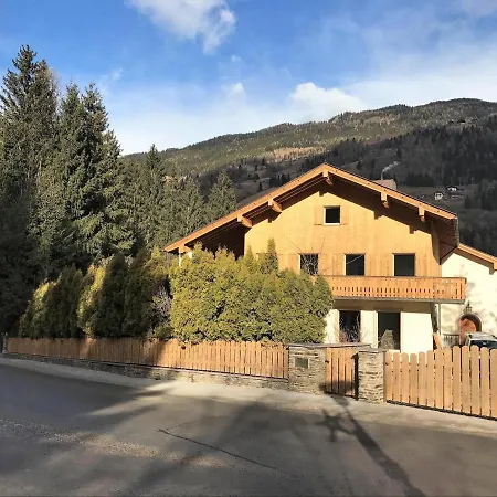 Haus Planegg L Vakantiehuis *